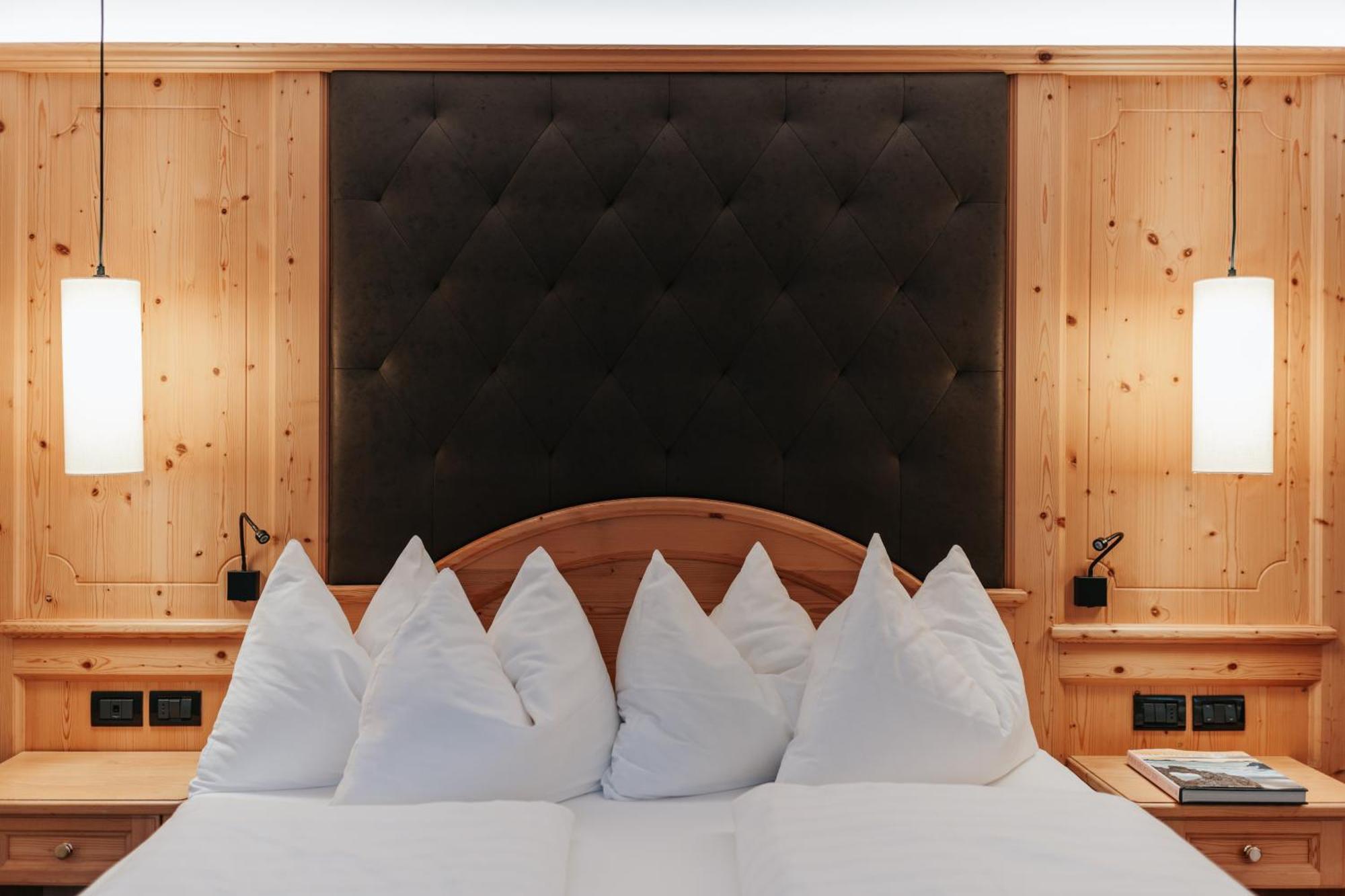 B&B Hotel Mirabel Ортизей Стая снимка