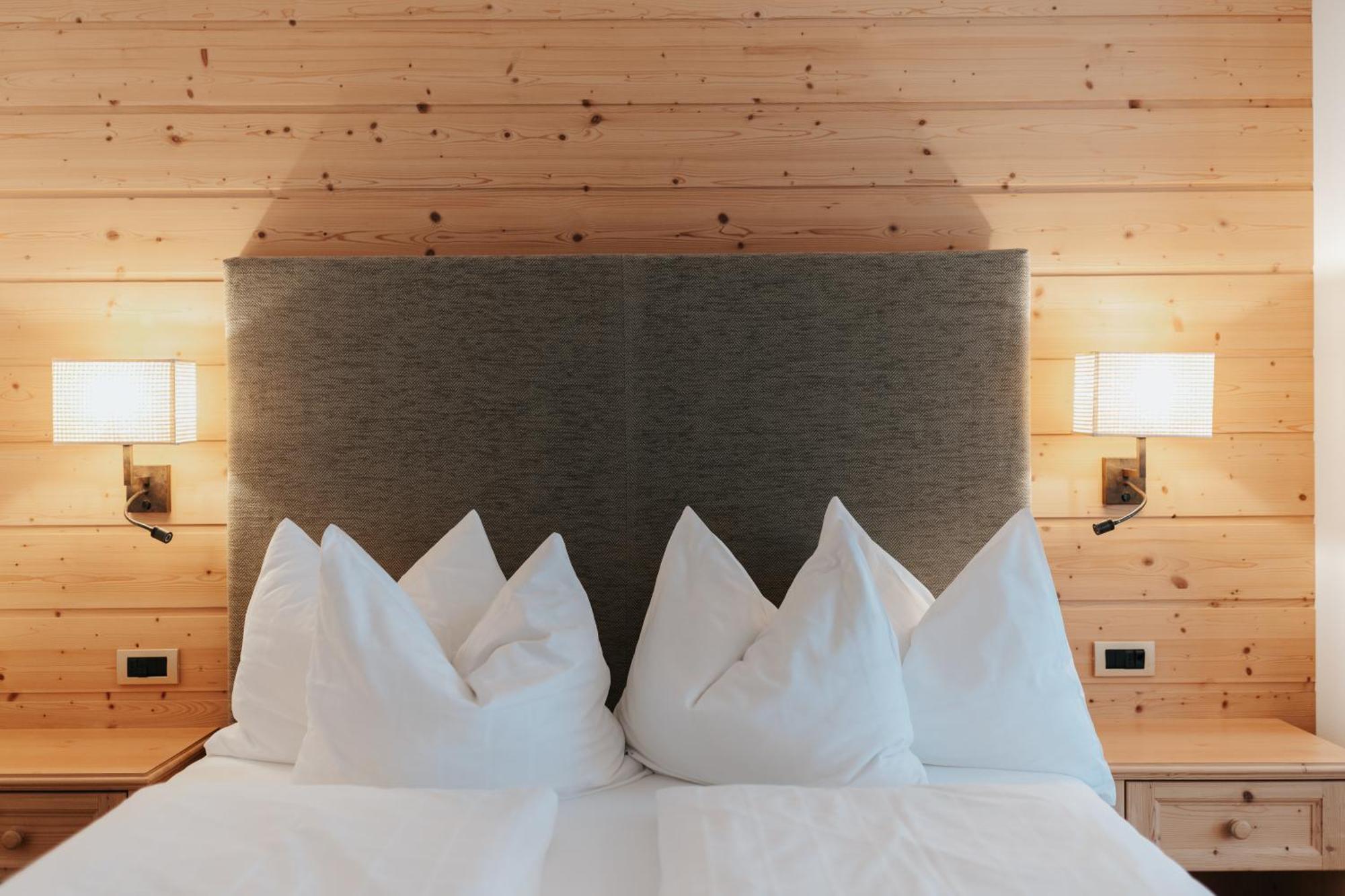B&B Hotel Mirabel Ортизей Стая снимка