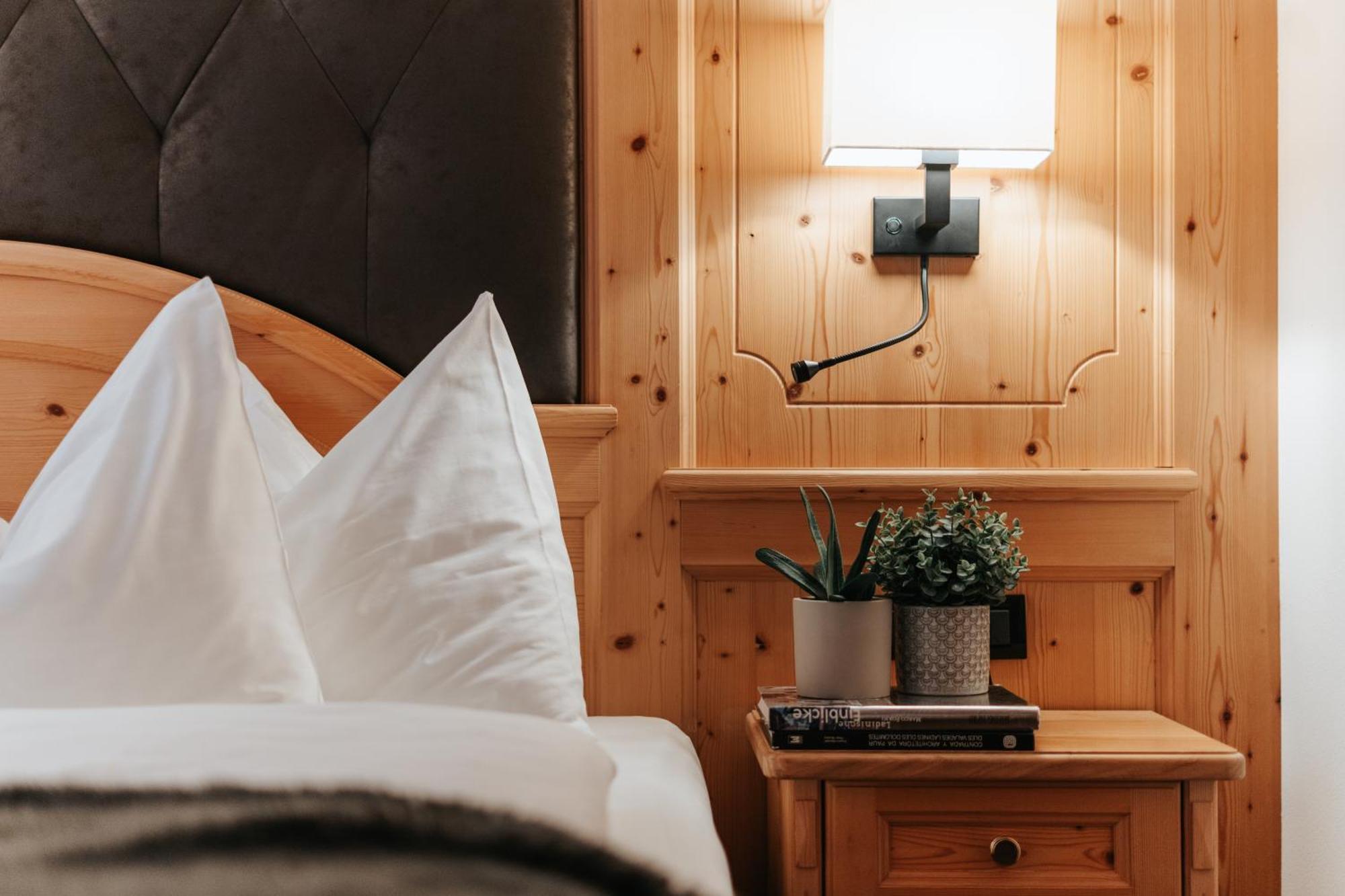 B&B Hotel Mirabel Ортизей Стая снимка