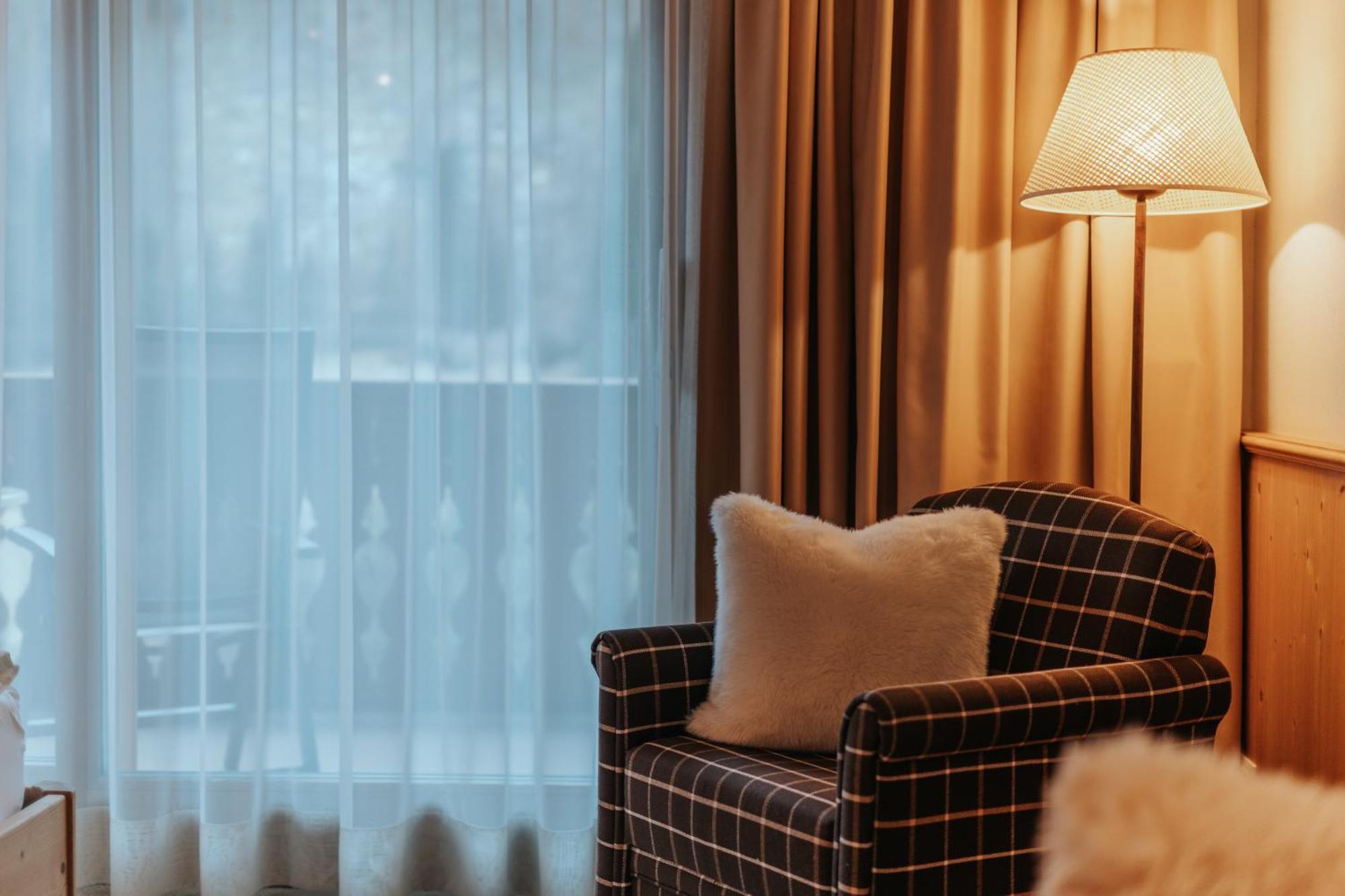 B&B Hotel Mirabel Ортизей Стая снимка