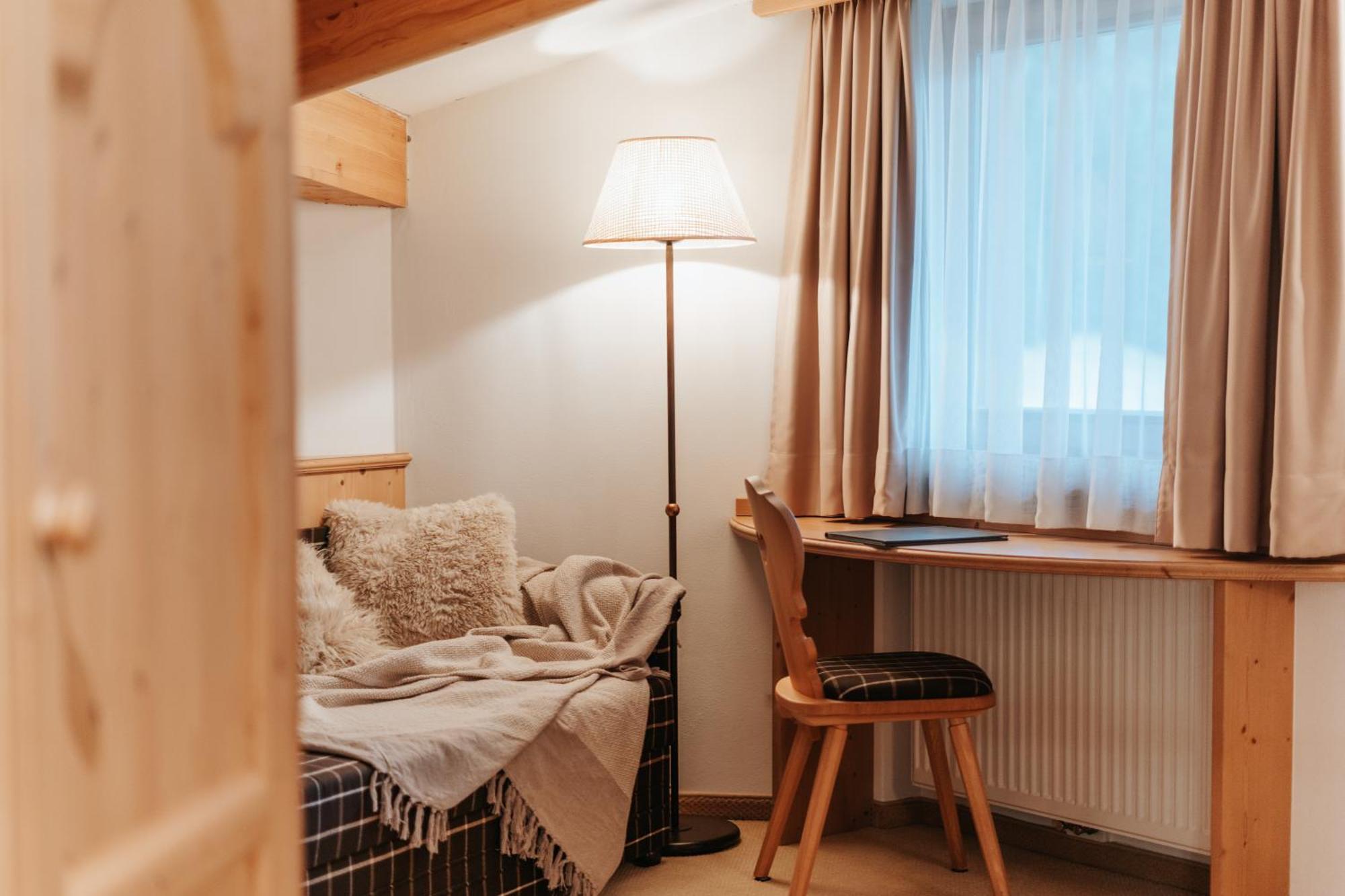 B&B Hotel Mirabel Ортизей Екстериор снимка