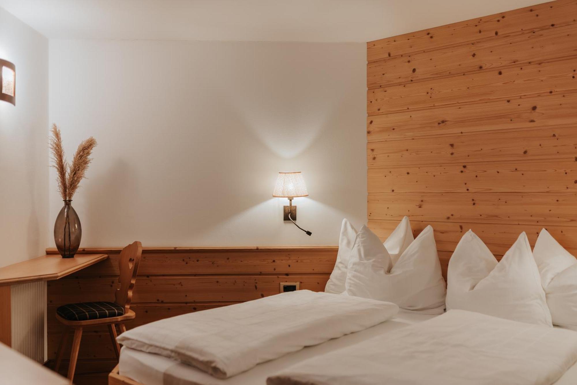 B&B Hotel Mirabel Ортизей Стая снимка