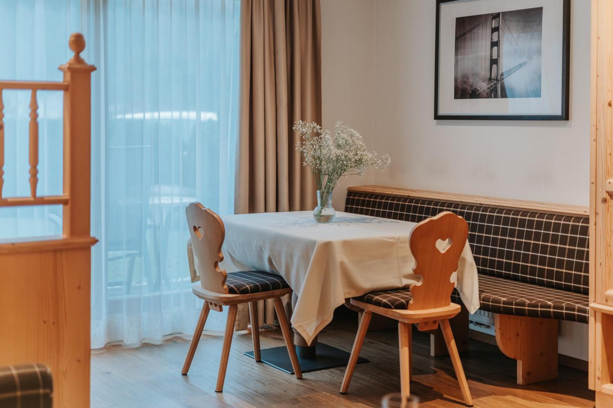 B&B Hotel Mirabel Ортизей Екстериор снимка