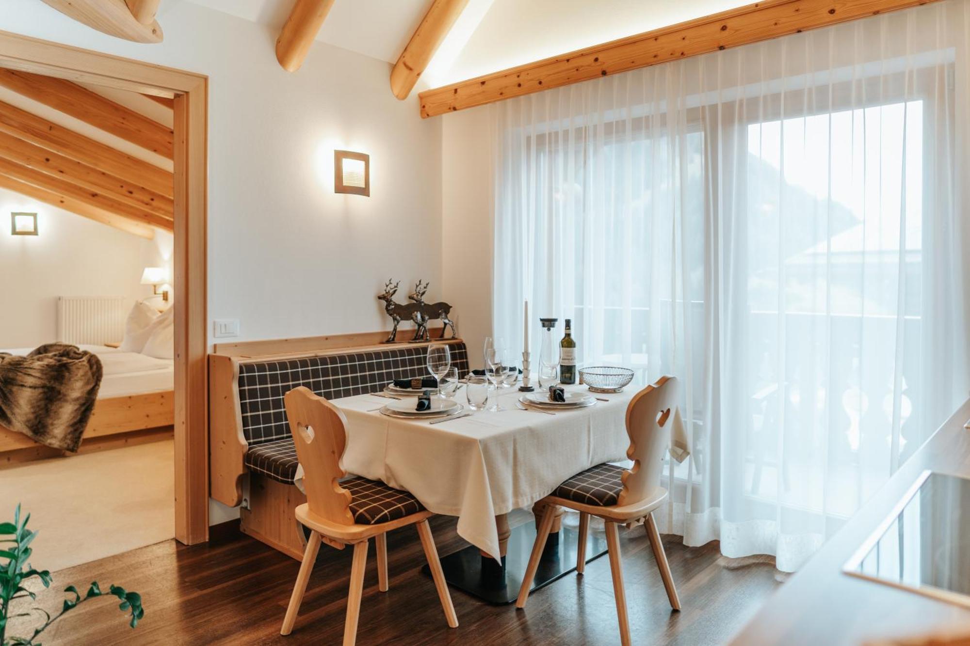 B&B Hotel Mirabel Ортизей Стая снимка